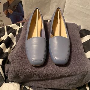 Shoes came combined with another purchase I made. I do not need them